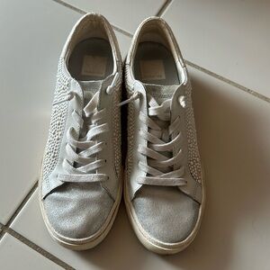 Dolce Vita Zinnia with Pearls